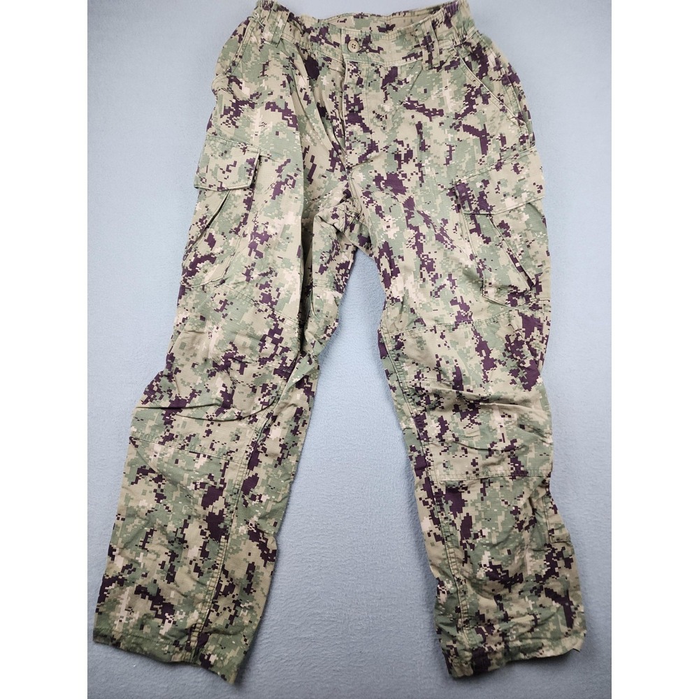 M & M Manufacturing Pants Mens M 32x30 Green Camo Cargo U.S. Navy NWU Type III